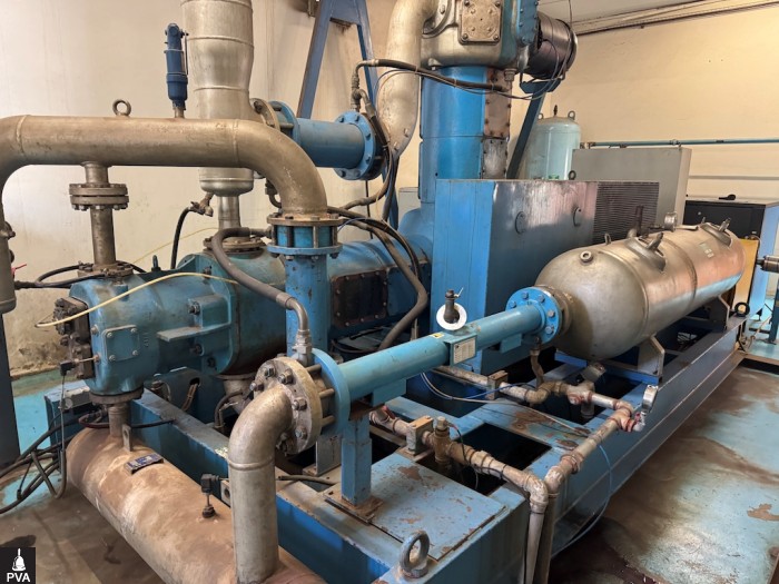 Chillers Compressors_7.JPG
