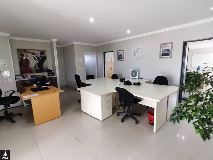 SALES OFFICE (ERF 423) (3).jpg