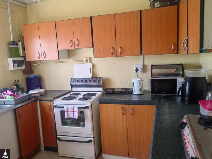 PIC - KITCHEN.jpg