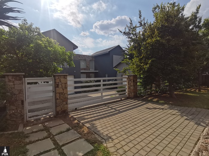 ERF 3056 JUKSKEI VIEW EXT 39 (2).jpg