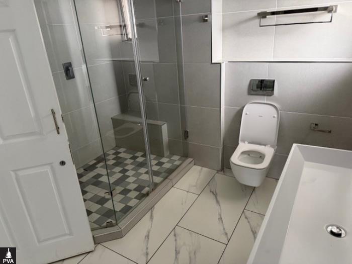 PIC BATHROOM PERISSA.jpg